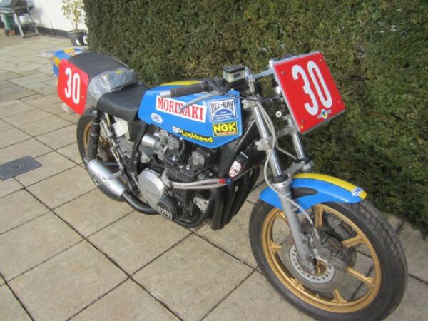 1982 Wayne Gardner Moriwaki Kawasaki Z1-R 1000cc clone