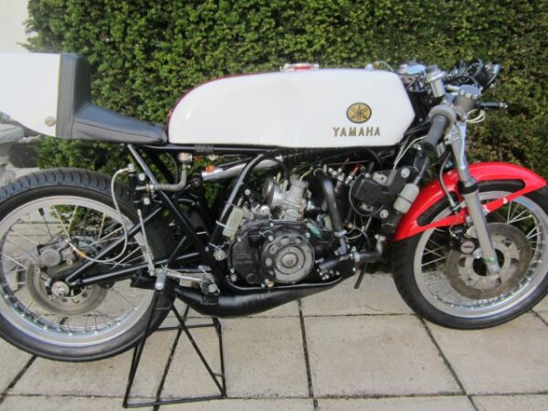 1978 Spondon Yamaha TZ350 E G Spec Twin discs