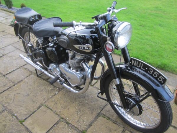 1953 Ariel 500cc Twin FH Huntmaster