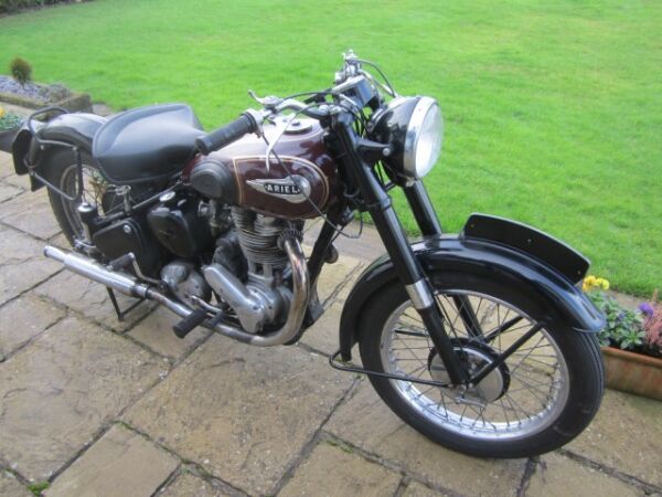 1952 Ariel 500cc Red Hunter