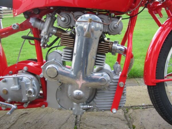 1939 Benelli DOHC 250 racing machine