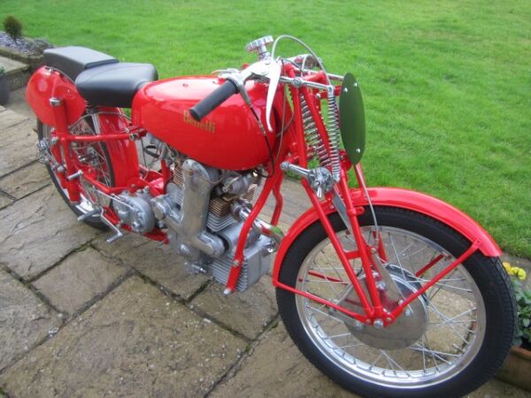 1939 Benelli DOHC 250 racing machine