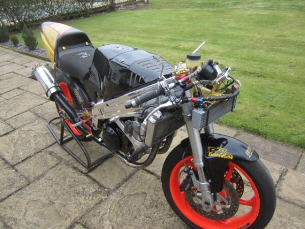 1993 Harris Yamaha Supermono 660cc DOHC twin carb, twin exhaust