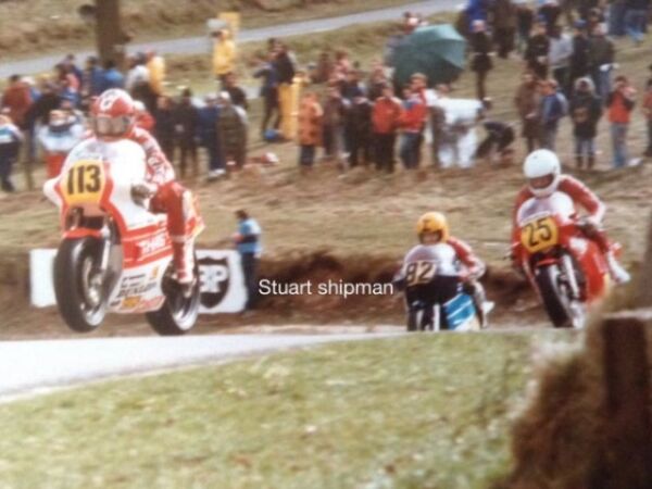 David chasing up the Mountain at Cadwell Park