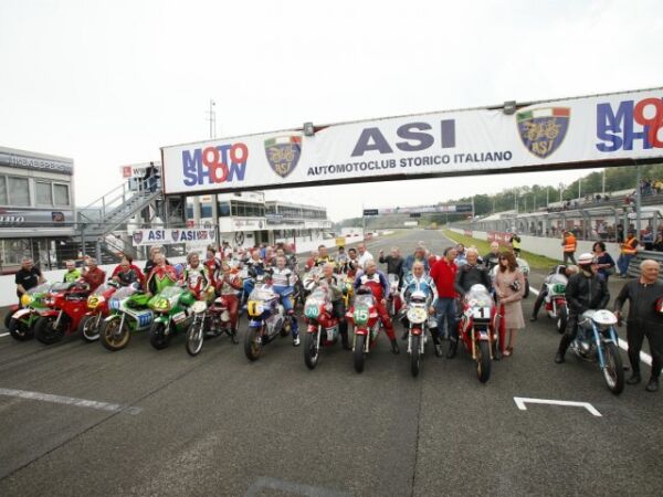 ASI Motorshow 2016 Varano Italy Freddie Spencer, Carlos Lavardo, Frankie Chillie, Classic team Suzuk