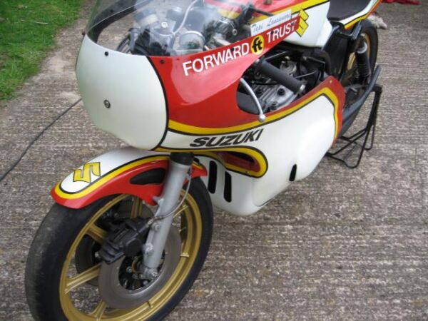 TR750 suzuki