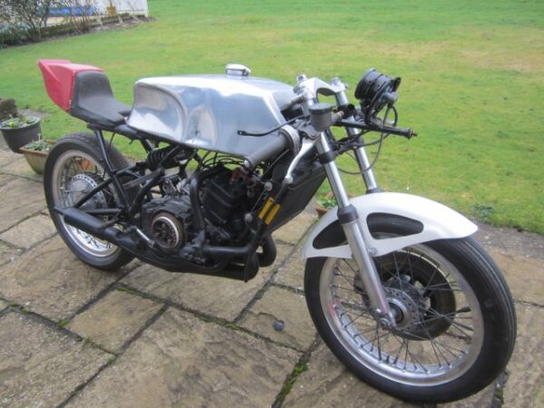 1974 Yamaha TZ350B Drum Brake