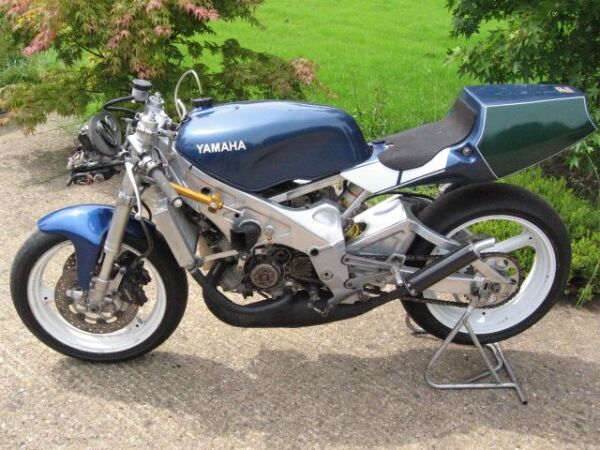 Yamaha TZ250 V Twin
