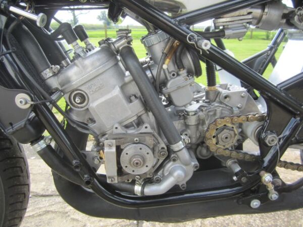 1982 Yamaha TZ250J Powervalve