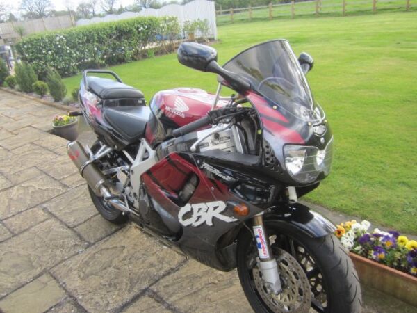 1995 Honda CBR900RR Fireblade