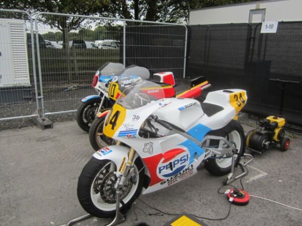 2017 Classic Manx TT with Team Classic Suzuki Suzuki RGV500
