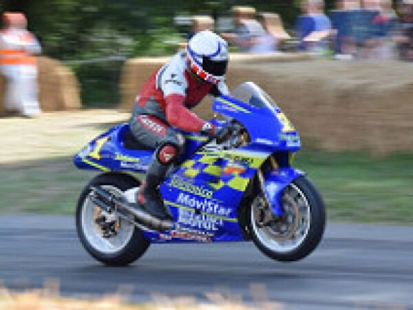 2017 Goodwood Festival of Speed Suzuki RGV500 Steve Griffith