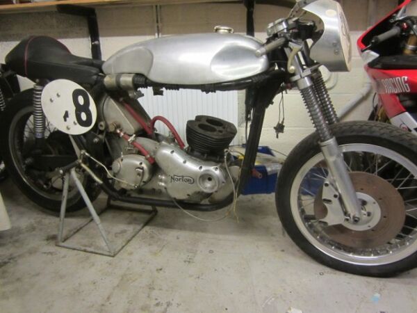 Norton featherbed Dominator Commando racer 750cc