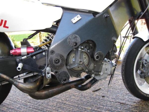 RGV500 Suzuki V4