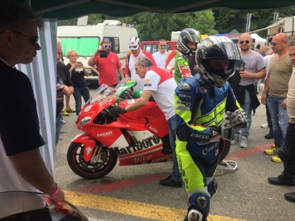 Loris Capriossi Ducati Moto GP Bike ASI Motor chow Varano Italy May 2017