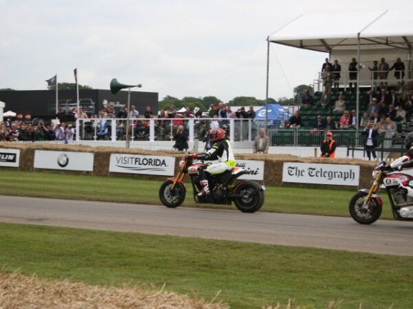 2016 Goodwood Festival Of Speed Keanu Reeves riding The American hand made motorcycle