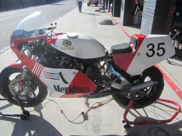 2018 Eastern Creek Australia classic event There Yamaha TZ750s