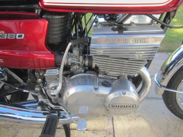 1973 Suzuki GT380