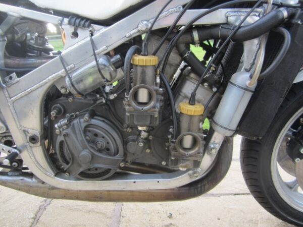 1984 Suzuki RGB500 MK9 500cc Square 4 Disc Valve