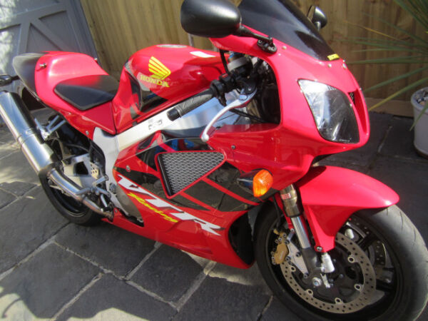 2000 Honda VTR1000 SP1