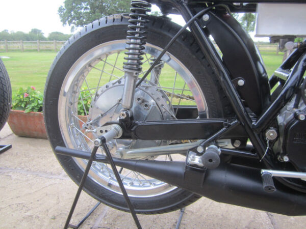 1973 Yamaha TR3 350cc Air cooled drum Brake