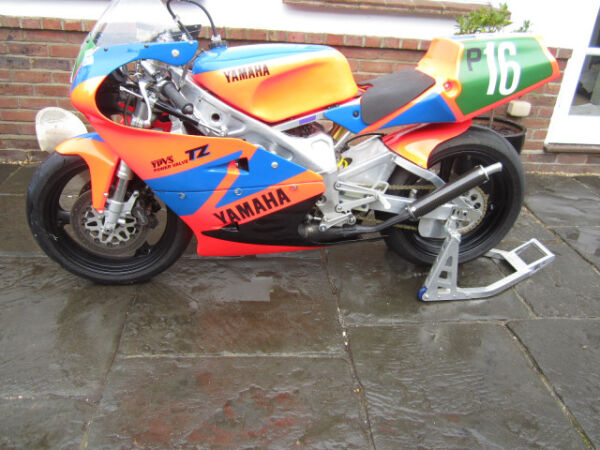1993 Yamaha TZ250 V Twin 4DP