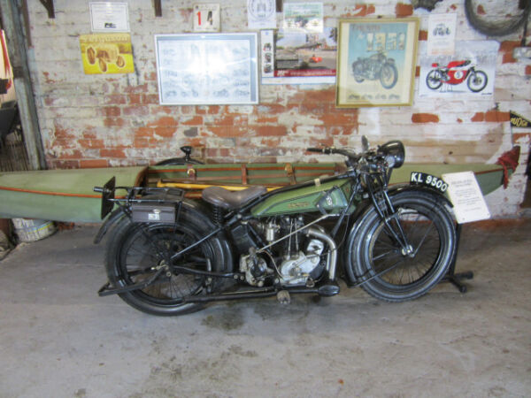 1925 Rudge 350cc 4 valve with the famous Canoe sidecar