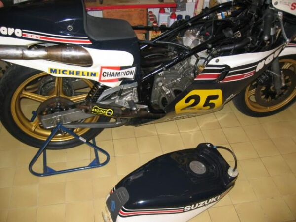 Suzuki XR27 Ex Marco luccinelli 500 Gp Machine