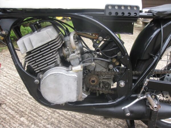 TR2 350cc