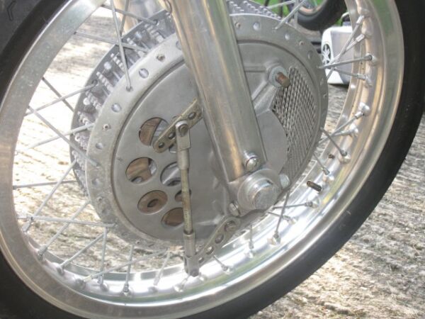 Machin Yamaha TD1C with the Robinson Brake