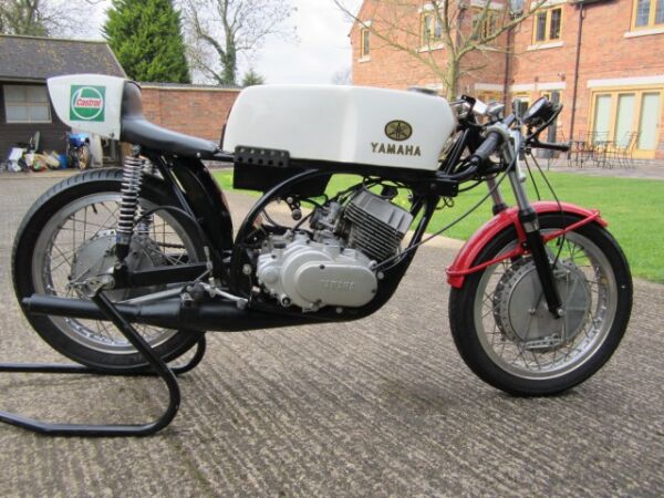 1969 Ex TT Isle of man Yamaha TR2 350 drum braked air cooled