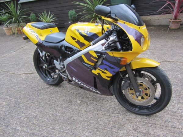 1998 Honda VFR400 NC30