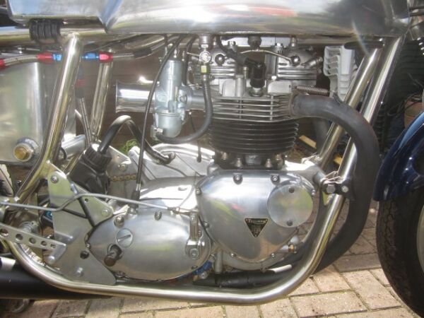 Rickman Triumph 750