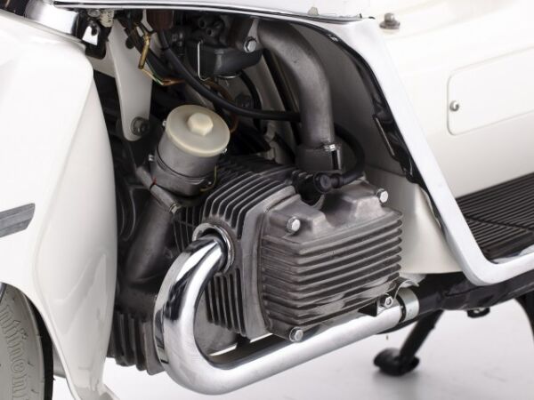 1963 HONDA 169CC M85 JUNO SCOOTER