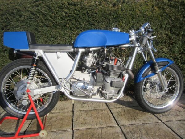 1975 Rickman Metisse Weslake 500cc 8 valve racing machine