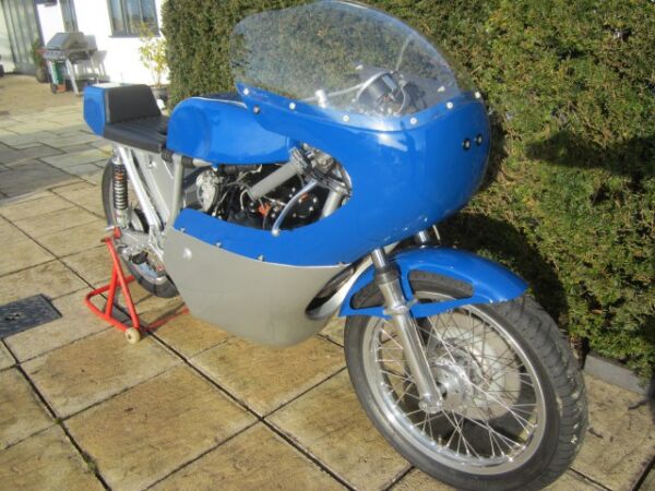1975 Rickman Metisse Weslake 500cc 8 valve racing machine