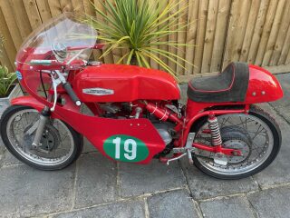 1962 Aermacchi 250 5 speed Aladoro racing machine (photo 2 of 2)