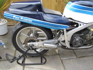 1985 Suzuki RGB500 MK10 X3 (photo 1 of 2)
