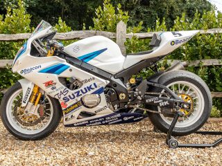 2005/6 Tas Suzuki GSXR1000 TT Superbike Painted by Dream Machine back into Bruce Anstey Colours (photo 2 of 2)