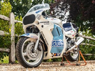 1989 Ex Jamie Whitham Nw200 winning Heron Suzuki GSXR1100 Durex TT Bike (photo 2 of 2)