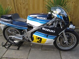 1985 Suzuki RGB500 MK10 X3 (photo 1 of 2)