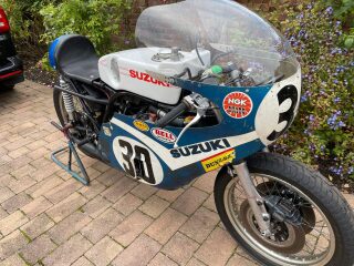 1972 TT / 1973 Suzuki TR750cc XR11 Ex Jack Findlay & Guido Mandracci Daytona 200 (photo 1 of 2)