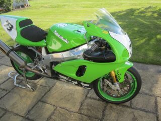 1996 -1997 Muzzy Kawasaki ZXRR 750cc Superbike (photo 1 of 2)