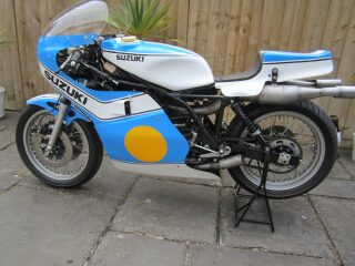 1977 Suzuki RG500 MK2 Ex John Woodley TT and Silverstone GP (photo 2 of 2)