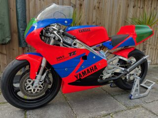 1993 Yamaha TZ250 V Twin 4DP (photo 2 of 2)
