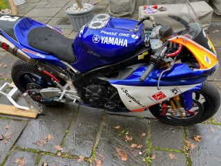 2009 Phase One Yamaha R1 1000cc Championship machine (photo 1 of 2)
