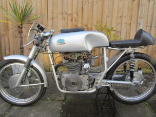 1956 Mondial 203cc DOHC Works machine (photo 2 of 2)