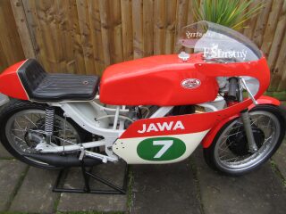 1973 Jawa 250cc Watercooled Banana Framed racing machine (photo 1 of 2)