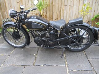 1947 Velocette KSS 350cc (photo 2 of 2)