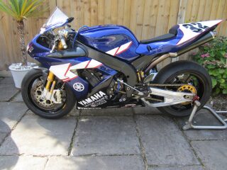 2004 Yamaha France WSB R1 1000 Ex Sebastian Gimbert (photo 2 of 2)